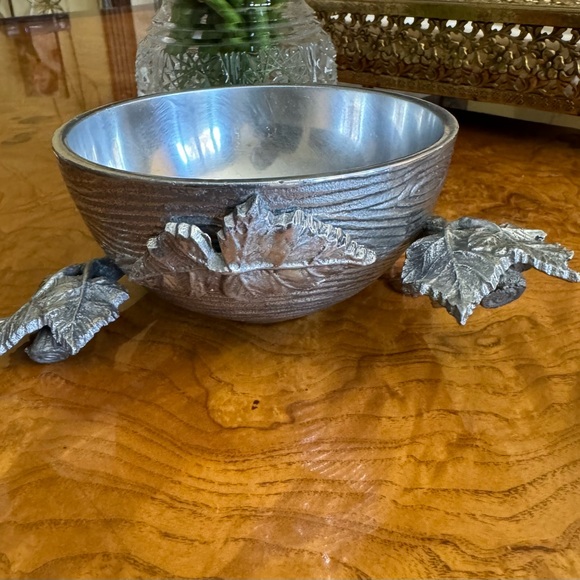 Set of 2 silver bowls - Picture 2 of 5